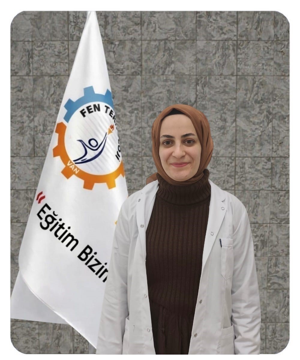 ŞERMİN ÖZER