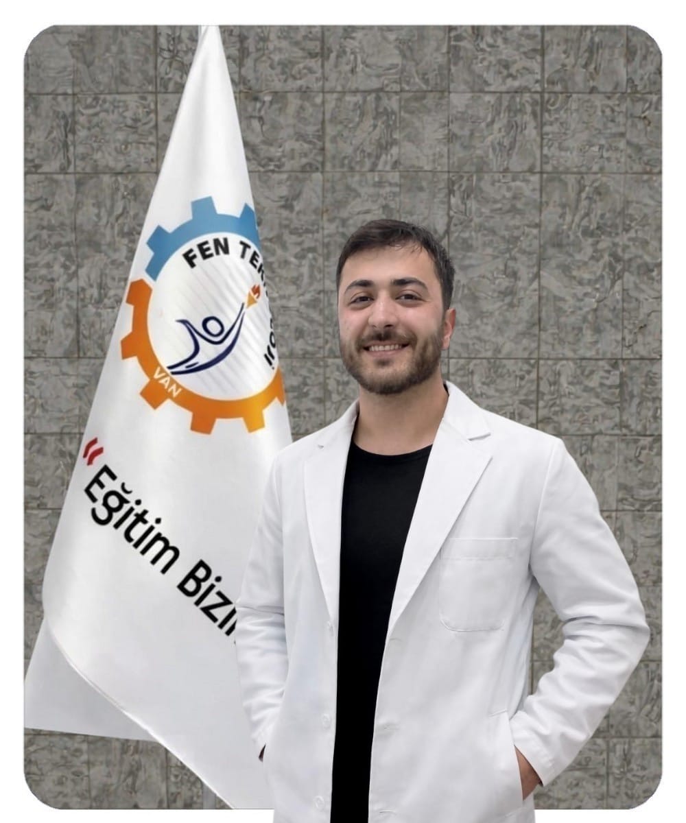 BURAK ÖZKAÇMAZ